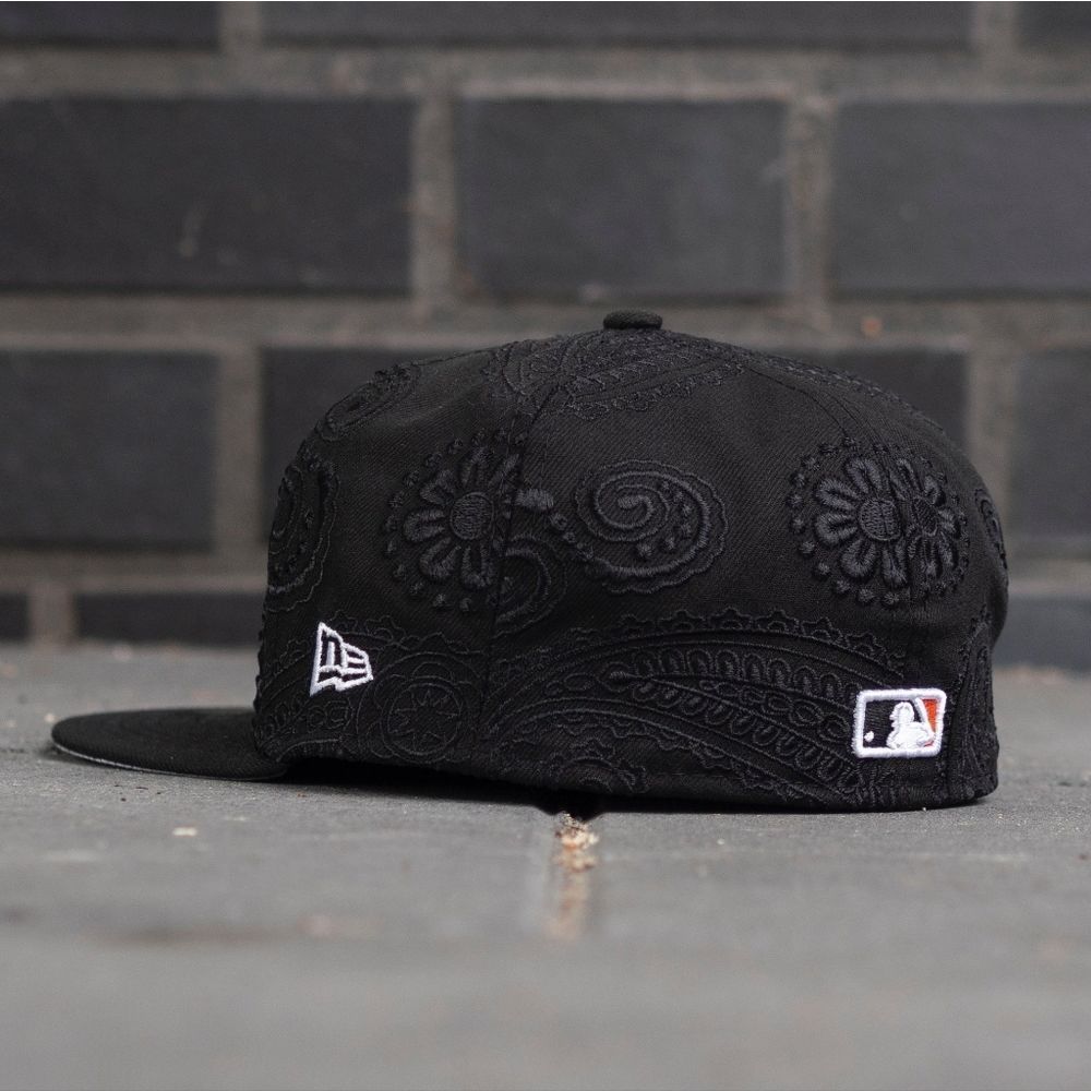 New Era 59Fifty San Francisco Giants Swirl Fitted Hat Black Orange Bandana 7 3/8 - Picture 5 of 14